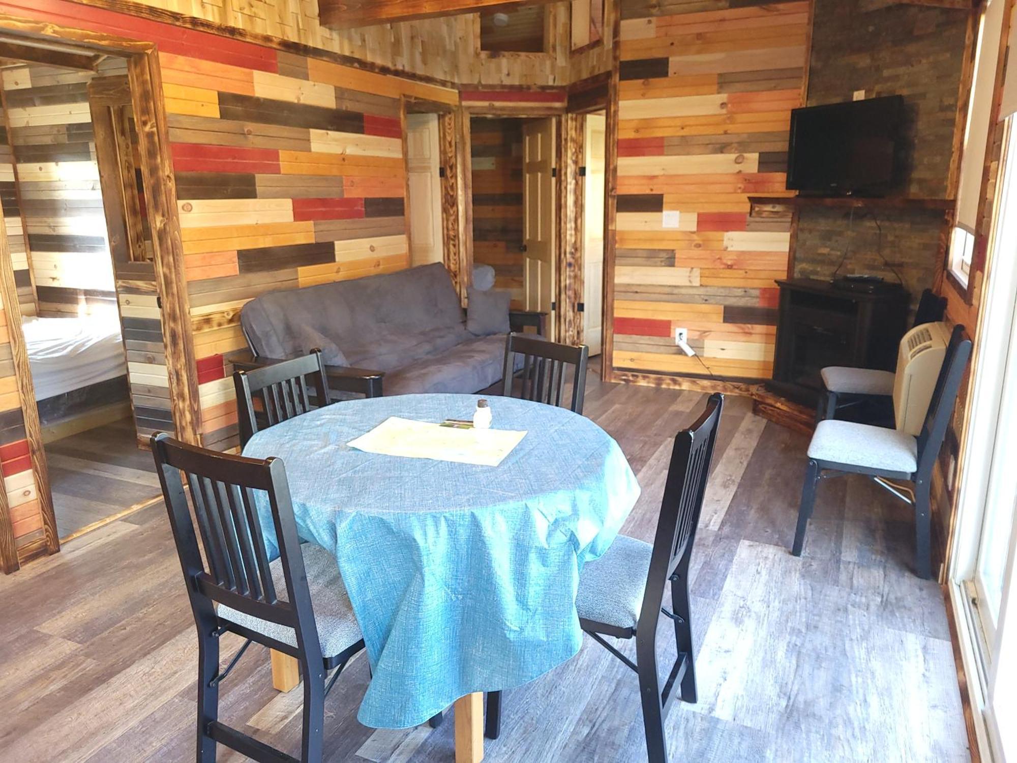 Stoneburg Cove Cottages Carrying Place Zimmer foto